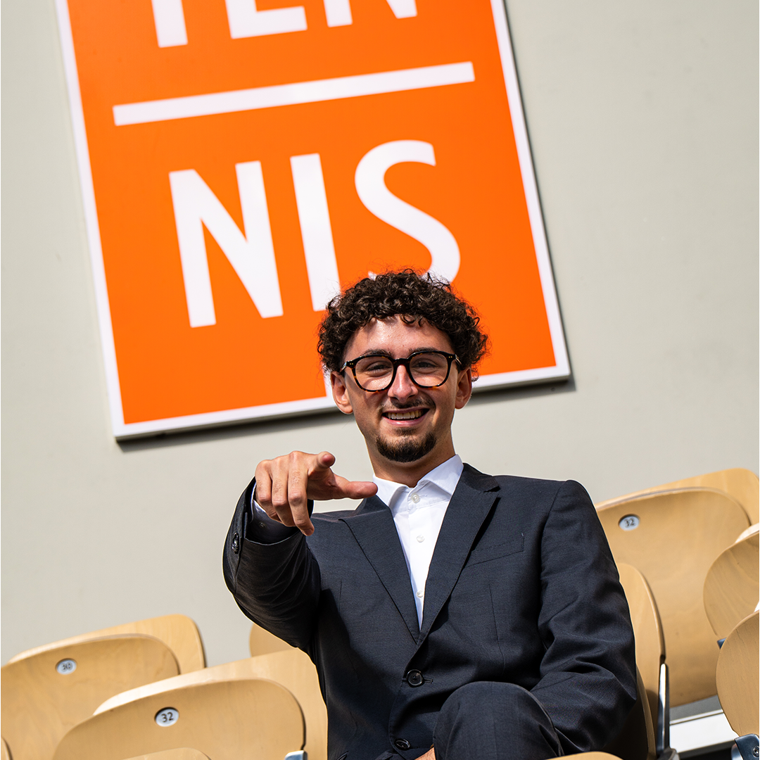 Journée de cohésion des étudiants AMOS à Roland Garros.
